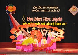 van nghe - Kể lại buổi biểu diễn văn nghệ của học sinh trường em chào mừng ngày Nhà giáo Việt Nam 20-11